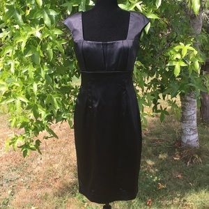 Elegant Calvin Klein Sleeveless Dress. Size 4